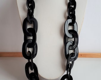 Chic vintage 80's RUNWAY enormous Designer chunky black plastic resin chain necklace huge flattened links YSL era