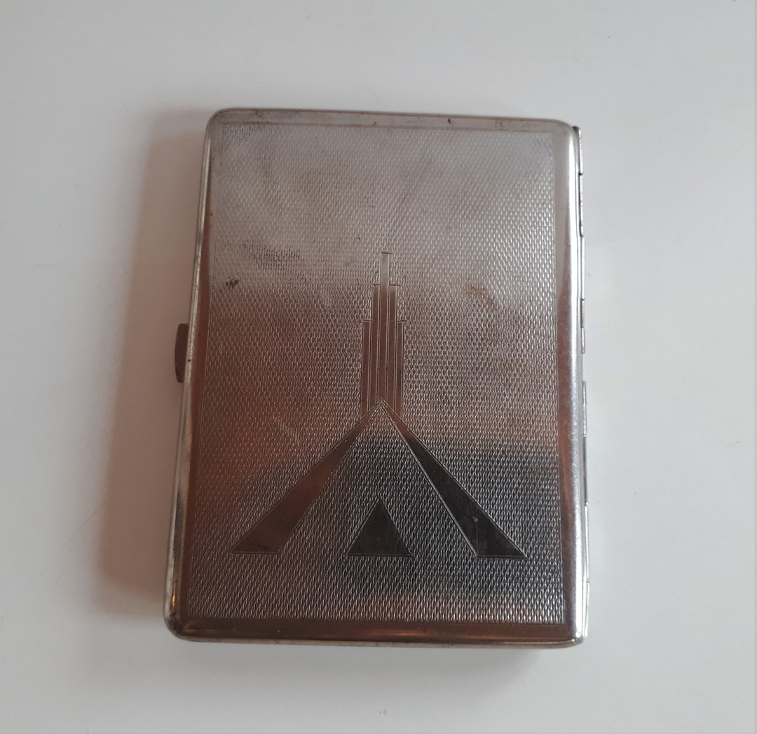 retro metal cigarette case Vintage Case, Tin Cigarette Holder, Czechoslovakia, Smoker Accessories Embossed metal cigarette case with concealed latch ART DECO Silver Metal Cigarette