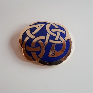 Vintage RT signed gold metal blue enamel 2 entwined fishes or snakes round brooch pin Celtic design