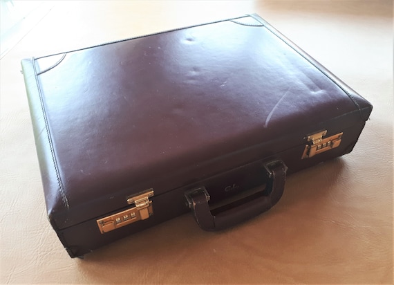 Vintage Burgundy Leather Briefcase, Solid Constru… - image 1