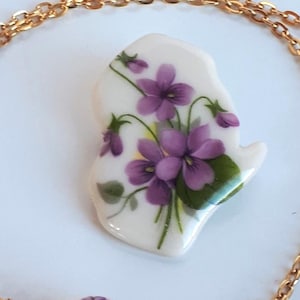 Vintage transfer on porcelain painted violet pansy brooch pin