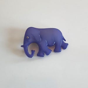 Vintage BD DENMARK signed molded violet purple plastic elephant brooch pin with rhinestone eye