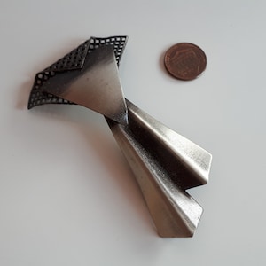 RUNWAY Vintage Deco machine age design satin finish silver metal modernist abstract brooch pin UNUSUAL