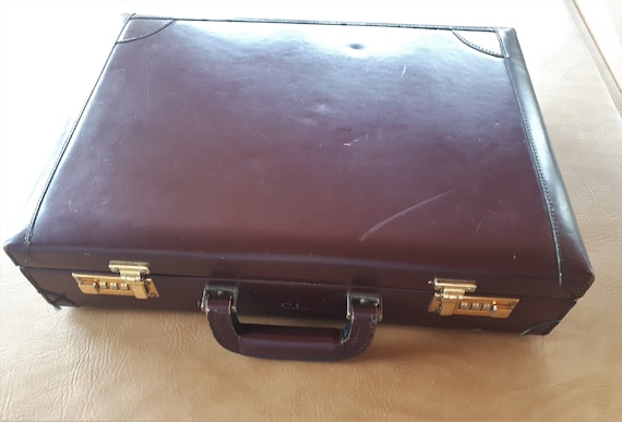 Vintage Burgundy Leather Briefcase, Solid Constru… - image 2