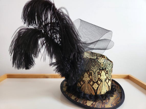 Vintage Damask Brocade Mini Hat Fascinator With Ostrich  display picture 1
