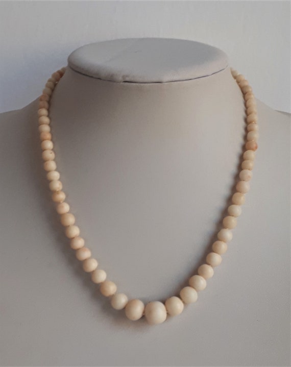 Collier Ancien En Corail Peau D'ange - Orange, Forme Branche - Occasion