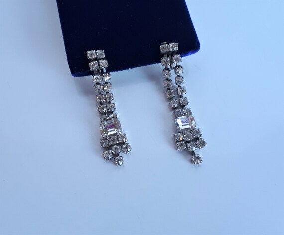 Statement vintage 50's hand prong set crystal rhi… - image 3