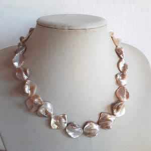 Vintage iridescent mother of pearl MOP shell blister pearl beaded necklace choker with chunky pieces of blister pearl