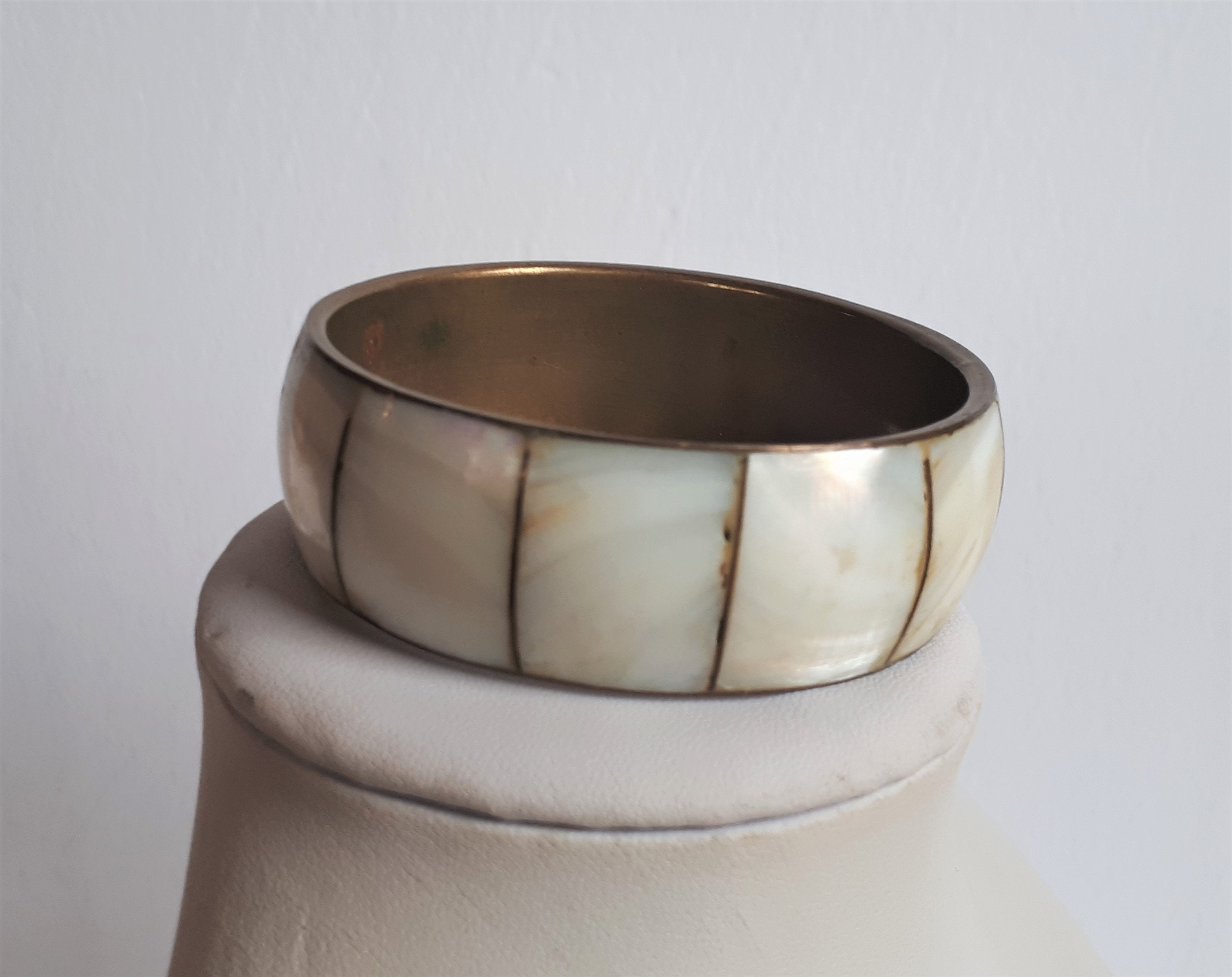 Mother of cheap pearl bangles