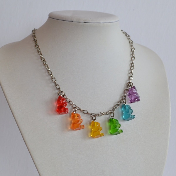 collier à breloques jello lucite vintage Haribo Teddy bear couleurs arc-en-ciel