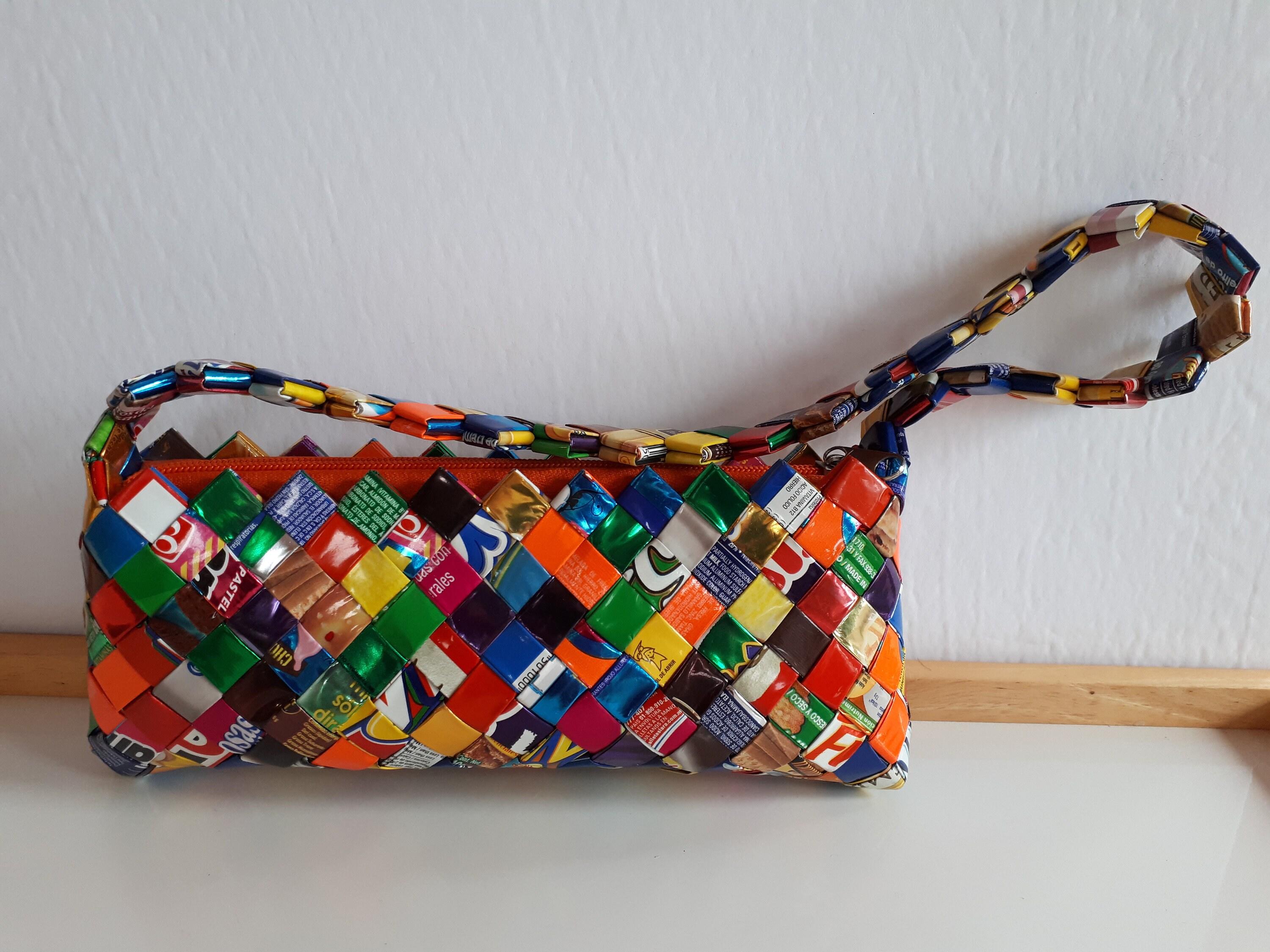 Bolsos de papel reciclado sale