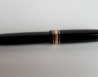 Montblanc Meisterstuck No. 146 Fountain Pen 4810 14K 585 Gold Nib