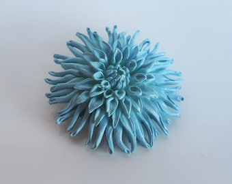 RARE vintage Art Deco molded blue Featherlite Bubbleite wedding cake celluloid chrysanthemum flower brooch pin