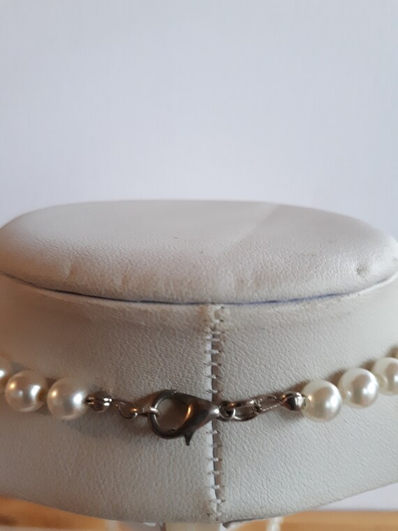 Gorgeous Vintage lustrous white glass faux pearl … - image 6