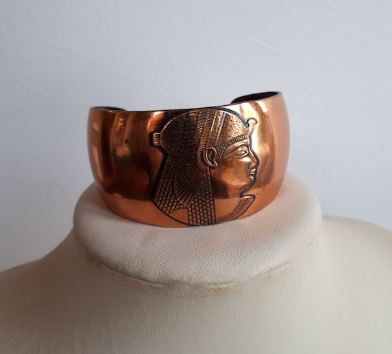 statement Vintage solid copper cuff bracelet with… - image 1