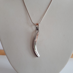 Vintage signed sterling silver 925 modernist minimalist necklace with long curved pendant