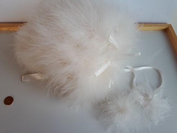 Wedding Bride white ostrich feathers handmuff han… - image 3