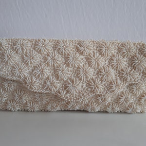 Vintage 50s HONG KONG de semillas de vidrio blanco y abalorios satinados bolso de noche bolso de novia de boda