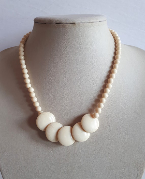 late ART DECO cream galalith old plastic beaded c… - image 1