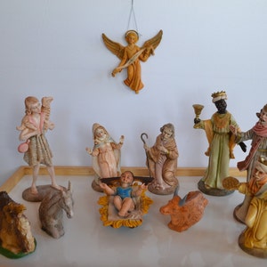 Huge Christmas Nativity set creche 11 pcs Vintage Italian resin figurines high quality collectible