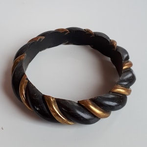 Vintage carved brown horn and brass twisted carving bangle bracelet