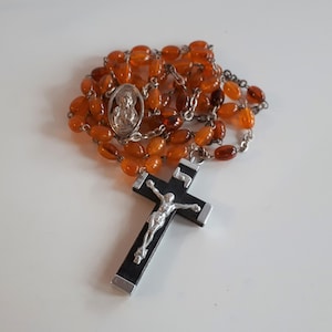 Vintage Italy butterscotch plastic 5 decades Sacred Heart chaplet rosary beads