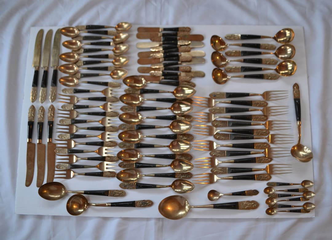 Vintage Chinese Hong Kong Flatware Silverware 81 Pcs Set Carved Horn and Brass Immortal