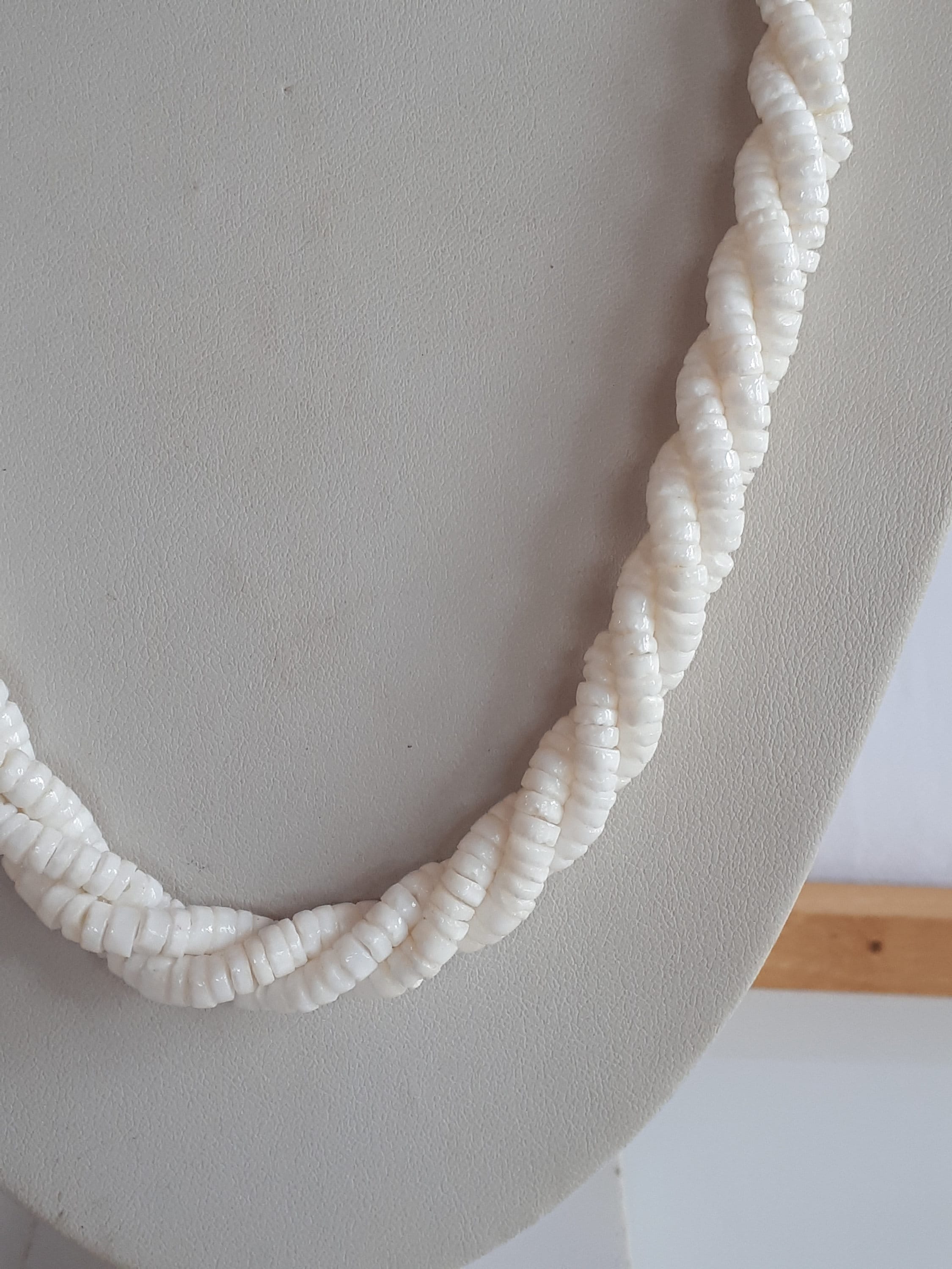 Superb Vintage STATEMENT Massive White Heishi Shell Torsade