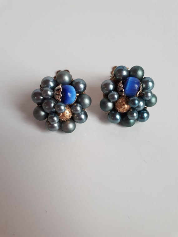 Vintage 50s JAPAN signed blue grey faux pearl and… - image 4