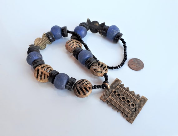 STATEMENT Vintage African Tribal blue glass trade… - image 7