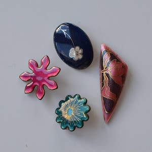 Vintage 70s Floral glazed Enamel Brooch, Unique Signed Copper Pin