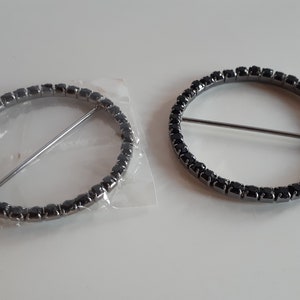 New old stock black rhinestone women round buckle for belt for wear or craft