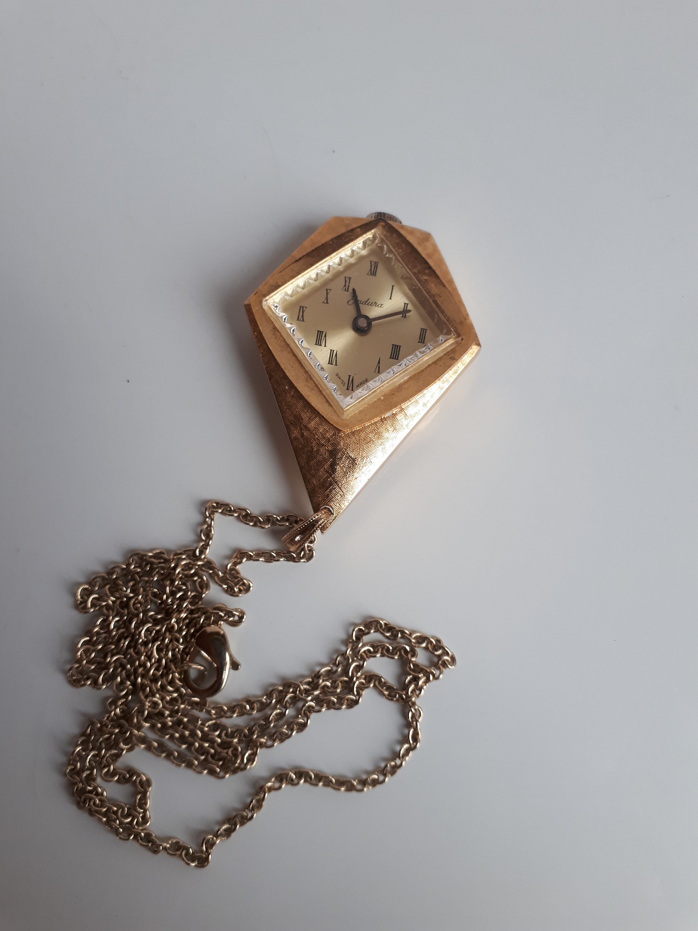 Vintage Swiss Made Lenga De Luxe Women\'s Mechanical Pendant Watch Vintage Swiss Made Pendant Watch - Etsy main image 3