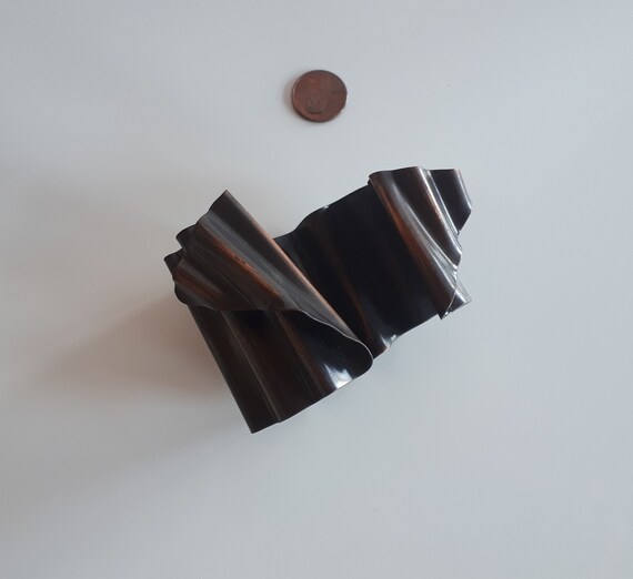 Vintage sculptural antiqued solid copper cuff bra… - image 7