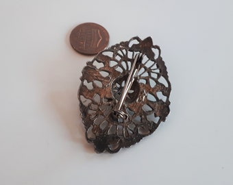 Broche Ajourée En Métal Argentifère - Style XXe Siècle - Occasion - Bijou Vintage