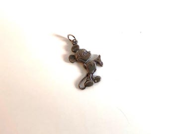 Charm unisex de Mickey Mouse en plata de ley 925 con firma de WALT DISNEY Productions, delicado y vintage