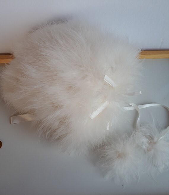 Wedding Bride white ostrich feathers handmuff han… - image 2