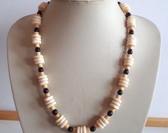 Vintage Retro cream black accent plastic resin beaded necklace rondelle beads