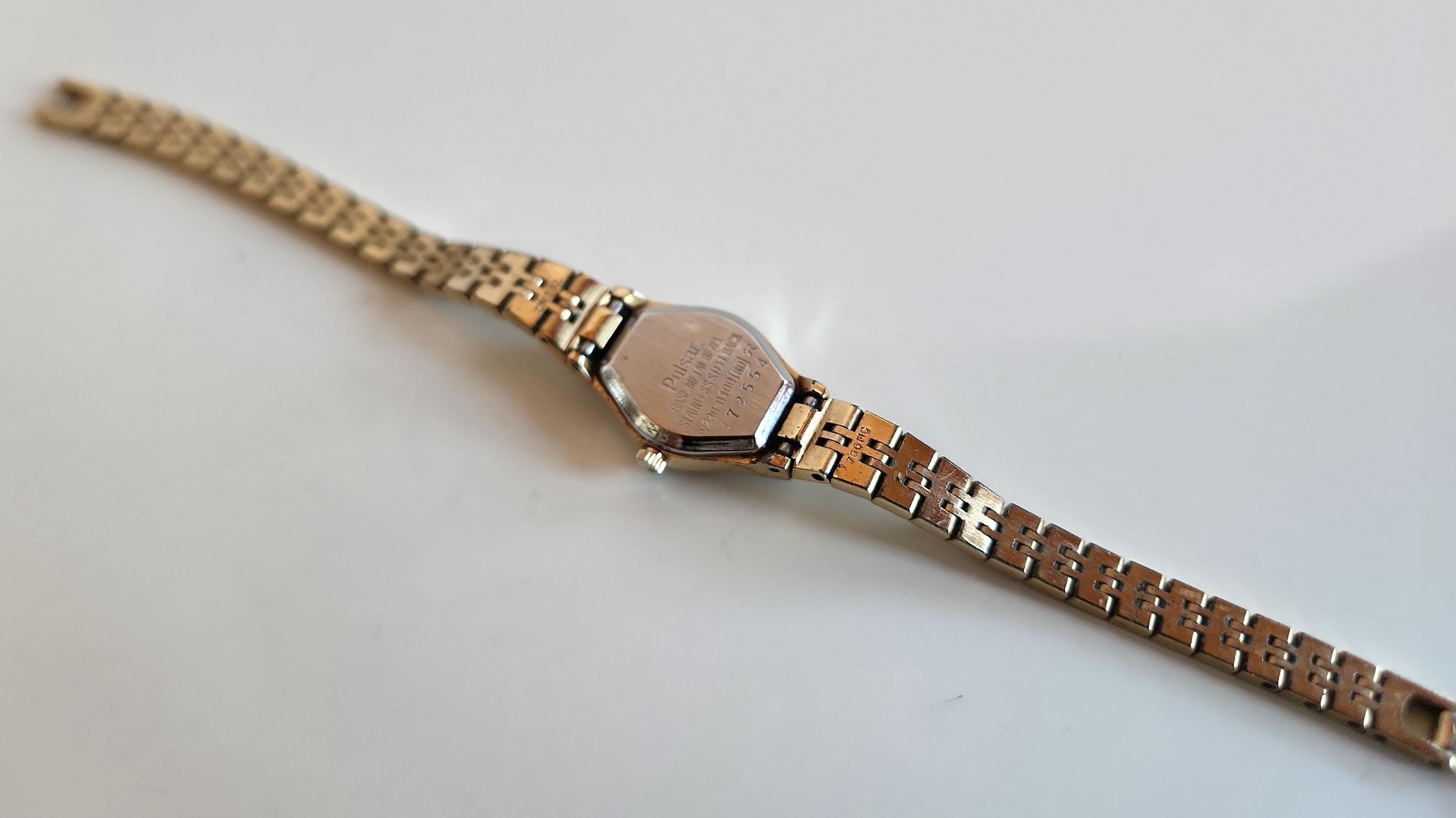 Vintage Pulsar Women’s Quartz Watch – Linked Bracelet (Seiko Brand) Vintage Seiko and Pulsar Watches - Etsy main image 2