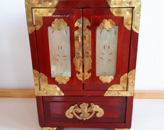 Big OLD Vintage cherry red lacquered wood and brass carved jade plaques Chinese trinket jewelry box with 4 drawers