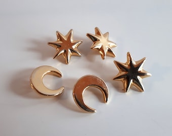 Lot 5 pcs vintage gold metal crescent moon and star buttons for sewing crafting jewelry making