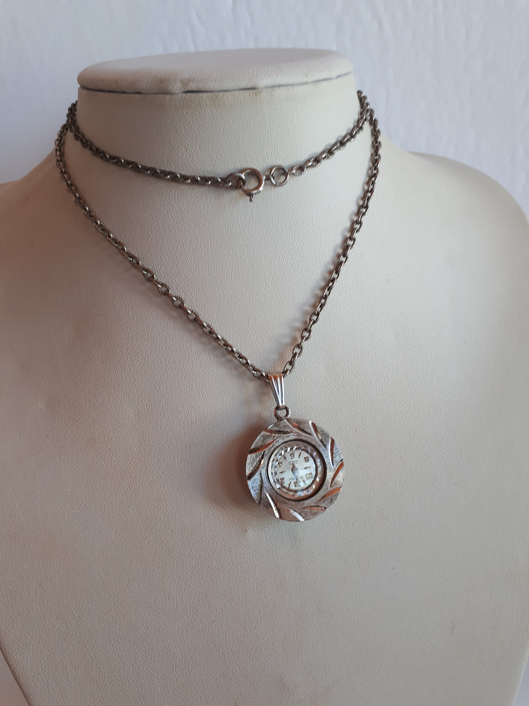 Vintage 50s Bijou Swiss Mechanical Watch Necklace, Etched  display picture 1