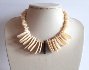 STATEMENT Vintage tribal BOHO natural shell mother of pearl MOP bib necklace big elements