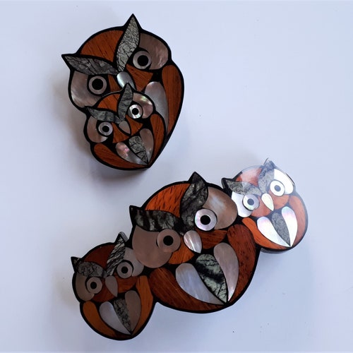 Newer worn Vintage LEE SAND jewelry set 3 owl hair shops barrette and brooch pin MOP mother of pearl wood fossil coral inlaid
