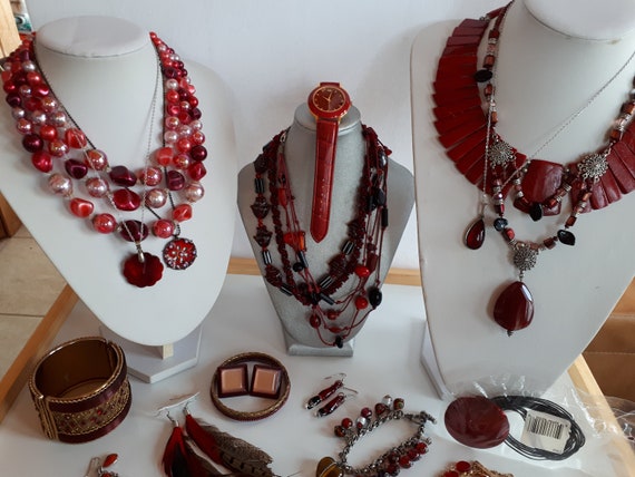 Lot 21 pcs Vintage now burgundy red Jewelry Neckl… - image 5