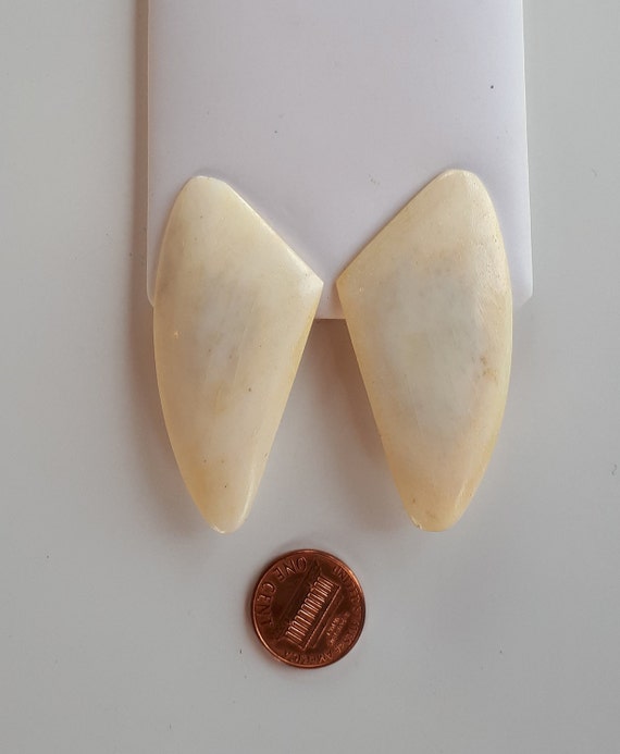 RUNWAY vintage hand carved bovine bone modernist c