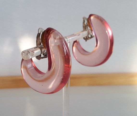 Pink lucite hoop earrings, Statement DESIGNER chun