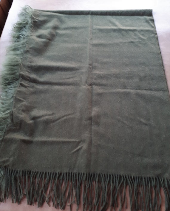 Vintage enormous 72 x 29 inches cashmere wool sha… - image 3
