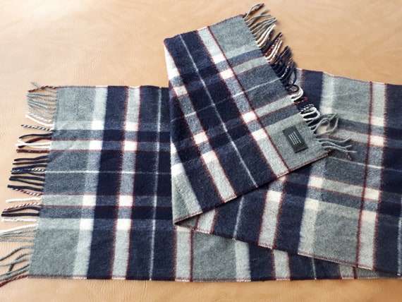 Vintage Made in Scottland unisex women's men's 100