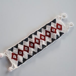 Wide beadwork glass seeds bracelet with Southwest motif white green red
